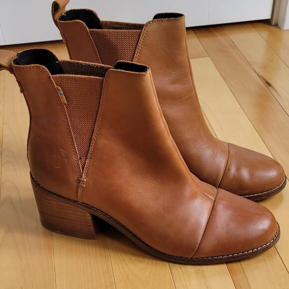 Toms Leather Boots - Picture 7 of 8